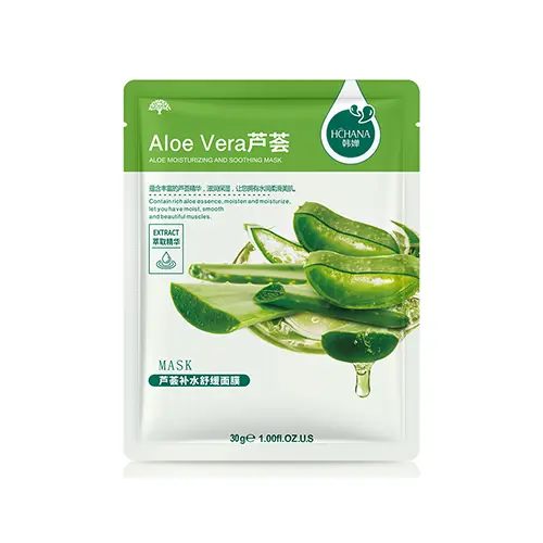 Máscara facial com aloe vera.